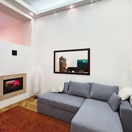 Fireplace Holidays Budapest Exterior photo